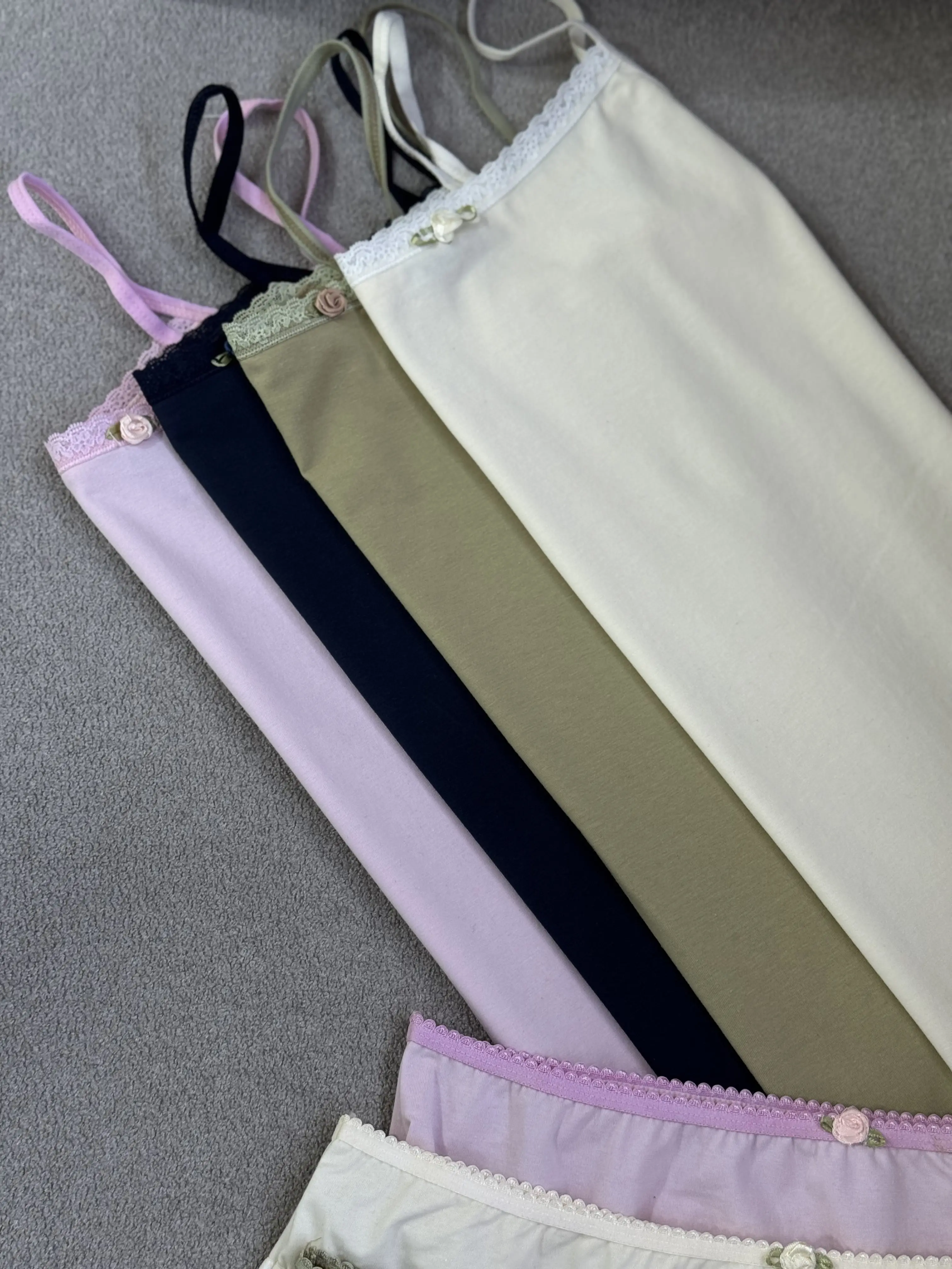 ست تاپ و شورتک زنانه آیسو سدنا